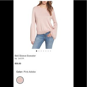 Women’s sweater with bell sleeves. EUC. Medium.